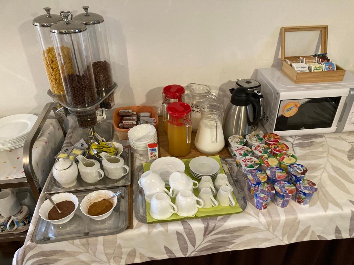 Szabolcs Vezer Panzio Bed & Breakfast Eksteriør bilde