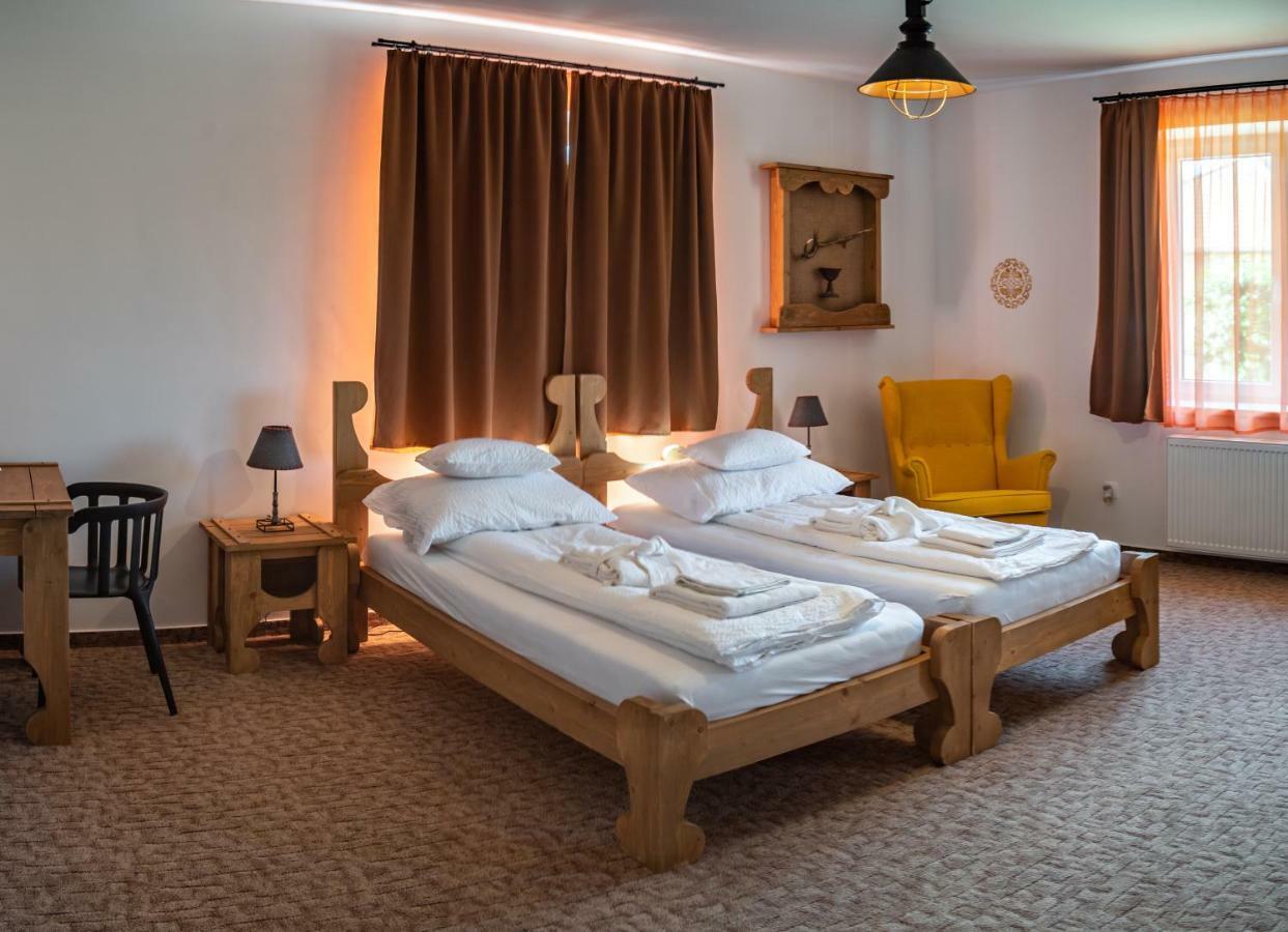 Szabolcs Vezer Panzio Bed & Breakfast Eksteriør bilde